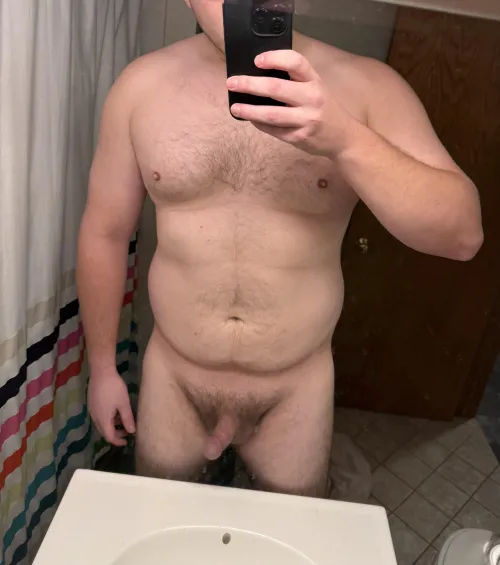 Any lady boners for the big men out there? 33 by Alternative_Emu_3777