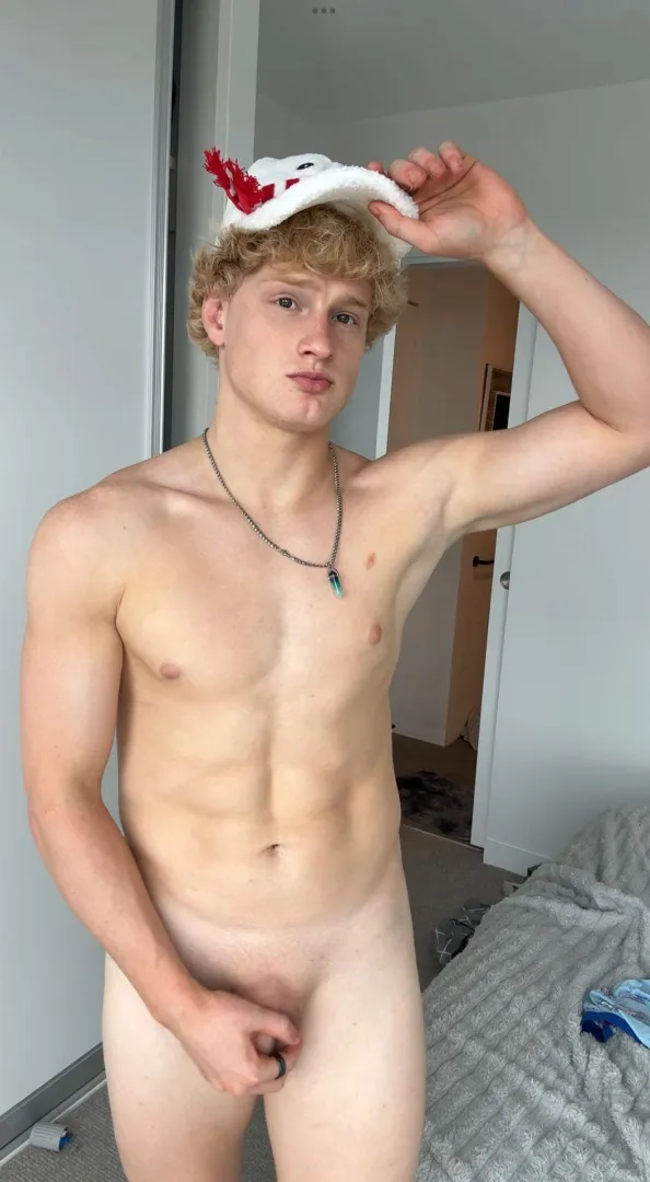 Any love for me? posted by Liammlustx