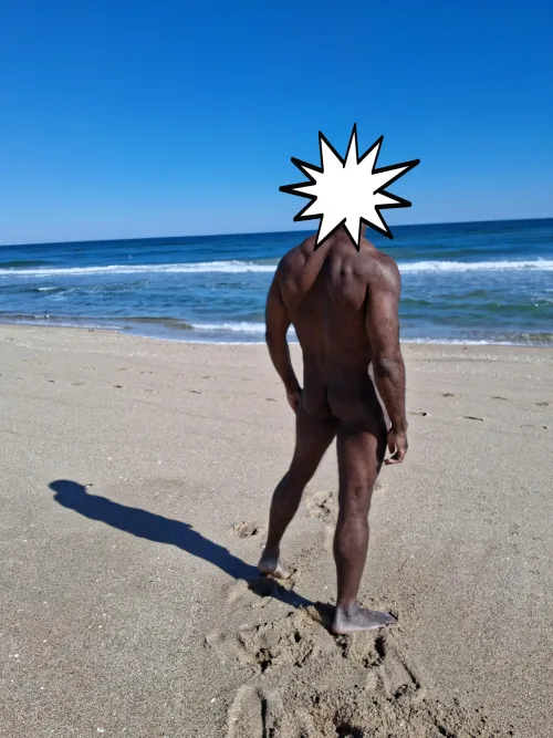 Any nudist buds in Texas? by Fit-Original9575