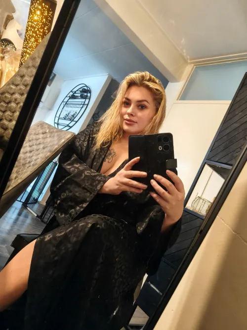 Any older guy ready to step in and take over? by LegsAndEggs25