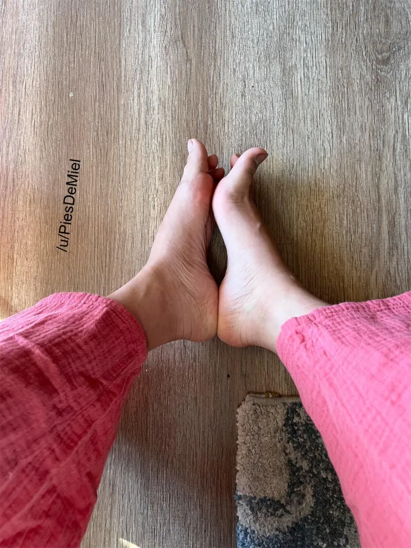 Any thoughts posted by PiesDeMiel