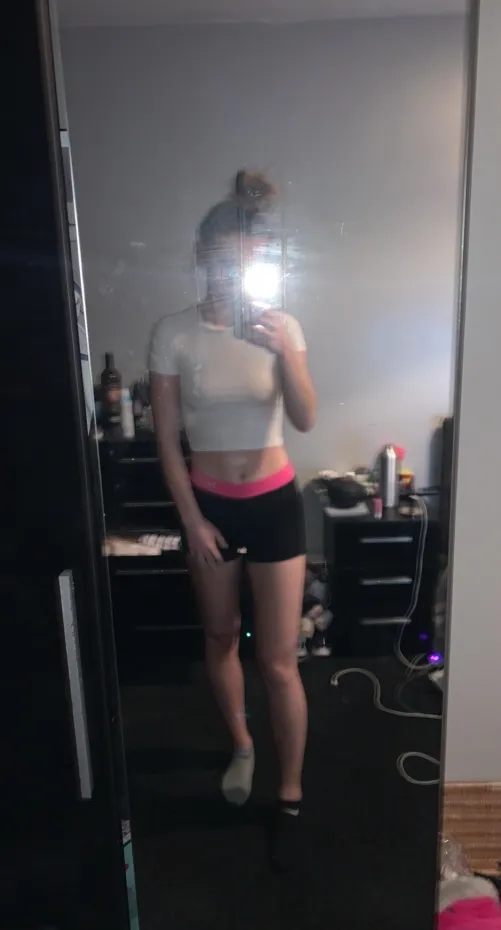 any volunteers to help me stretch hehe by hottiex7