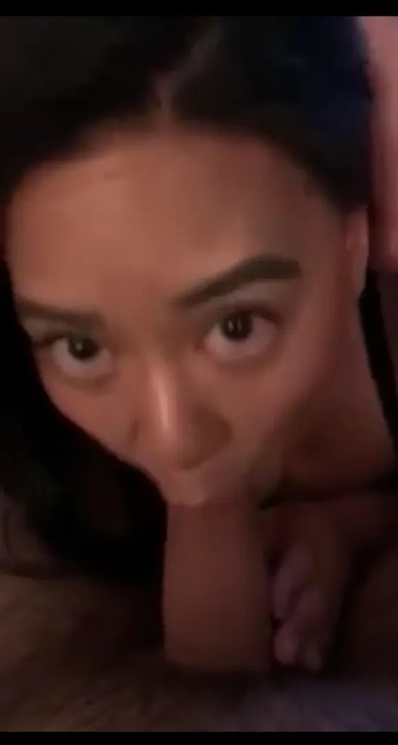 Anybody know her? posted by nobodywanacustogeda