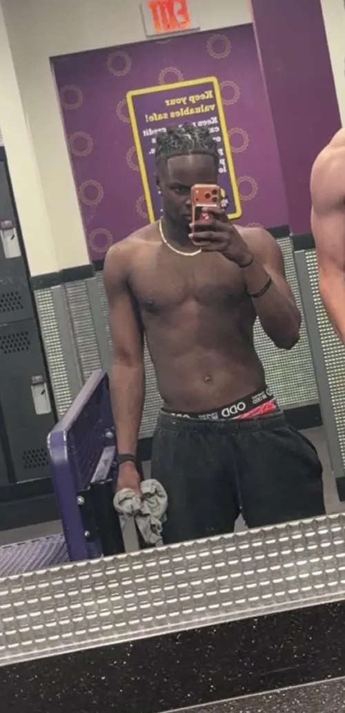 Anybody looking for a Fwb or 3rd by NoBranch7283