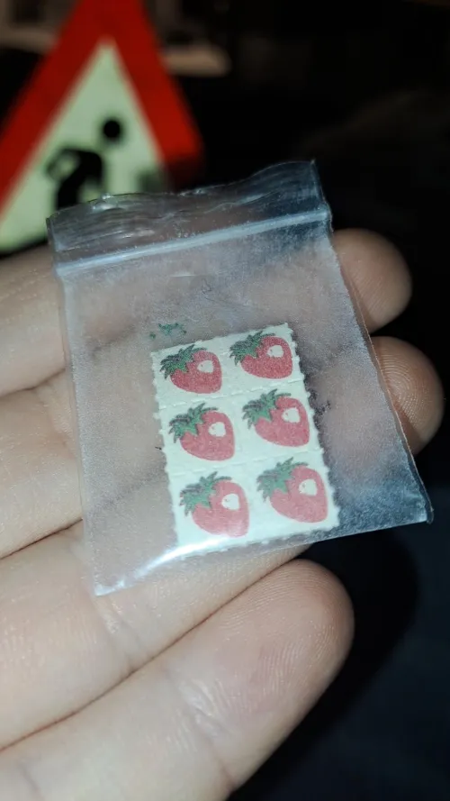 Anyone else came across the strawberry tabs? by AKIHIRO_TO
