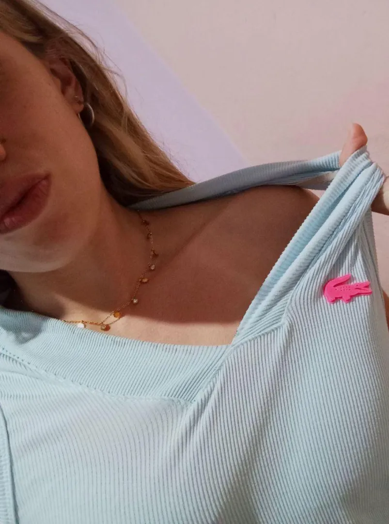 Anyone got a competition right now, here's a good luck kiss posted by SugarPlumPixiex