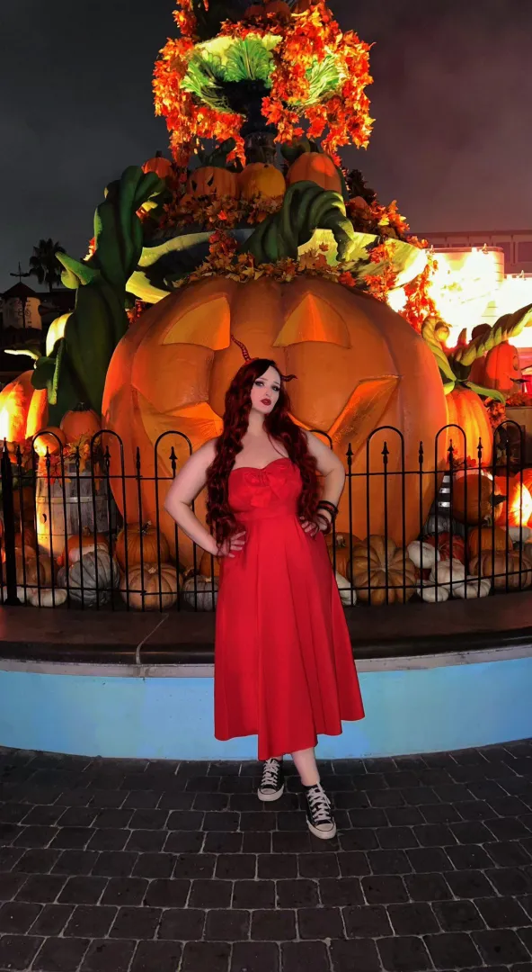 Anyone have Alexandria the Red OF? posted by Glittering_Move9862