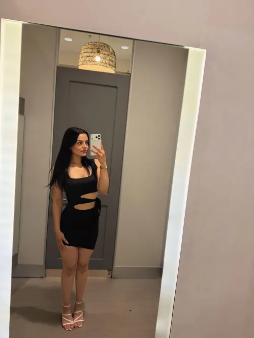 Anyone interested in a 25F who likes to have fun, male or female by waysof_yess