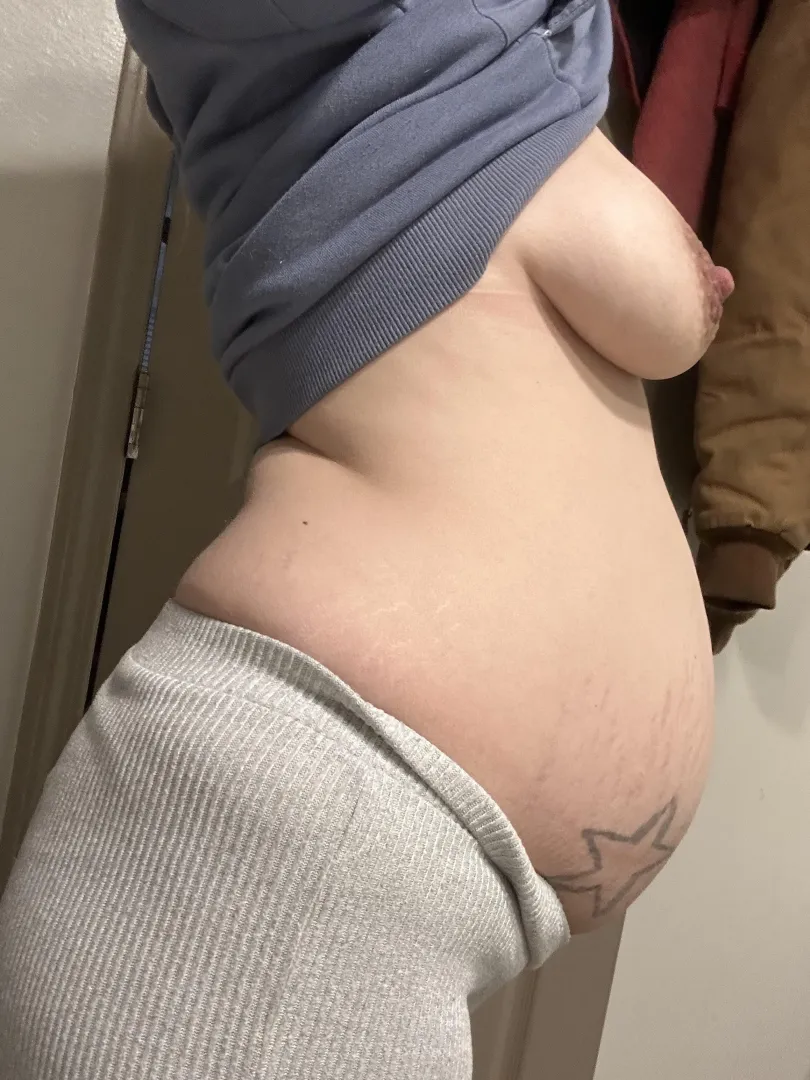 Anyone interested in buying breast milk or breast milk content? Single mom just had my baby trying to make extra cash. posted by Classicsl00t