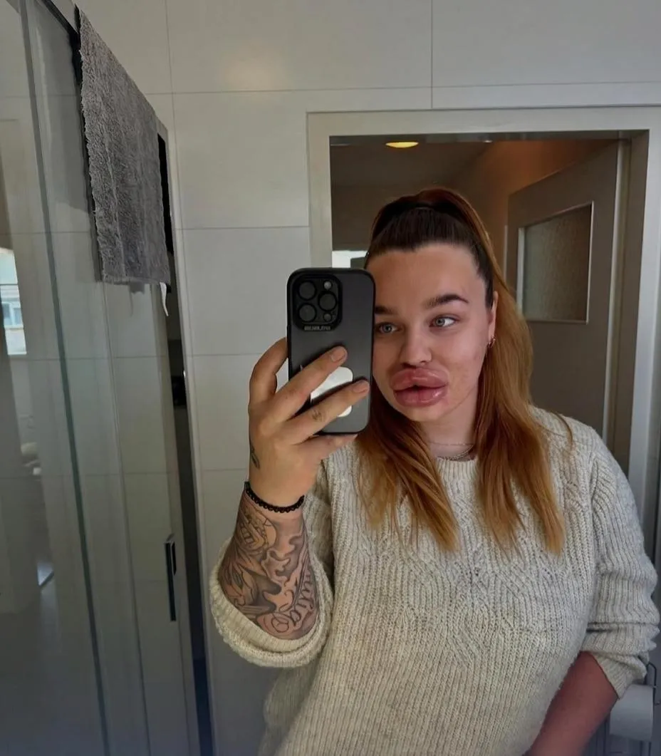 Anyone know more of her? Looks so good posted by UnderstandingOpen33