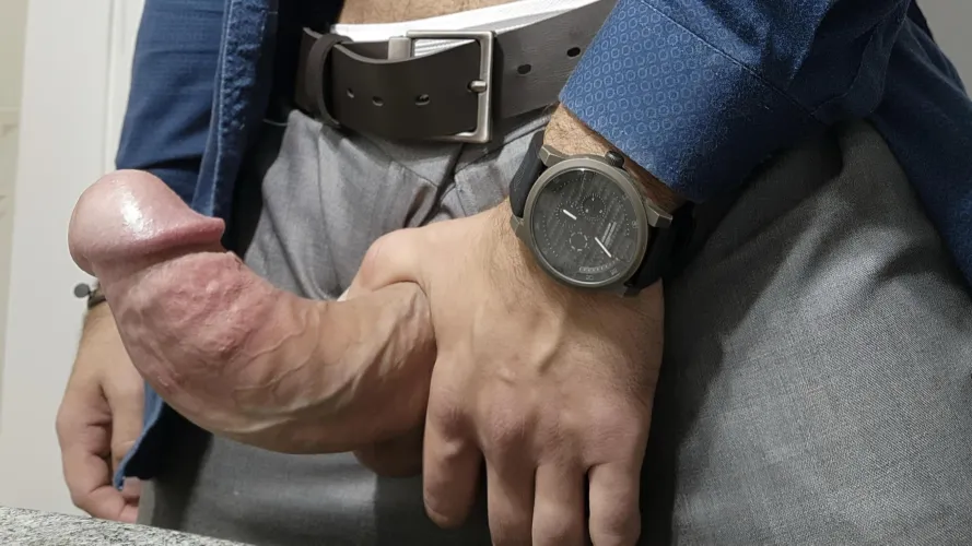 Anyone like an upturned head? ⤴️ by otterbrawn