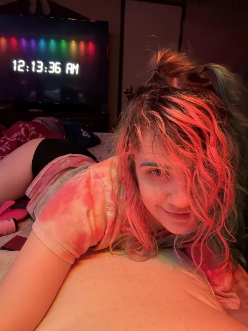 Anyone like my freshly fucked midnight rainbow hair? by RainbowRoxanne