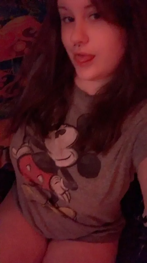 Anyone looking for content? Would absolutely love for you to get off to me ;) by itzmemwahh