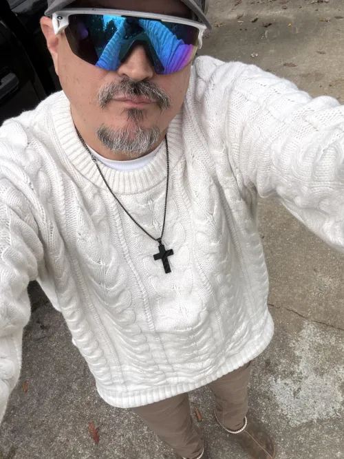 Anyone looking in Florence Al. by dennieboi1978