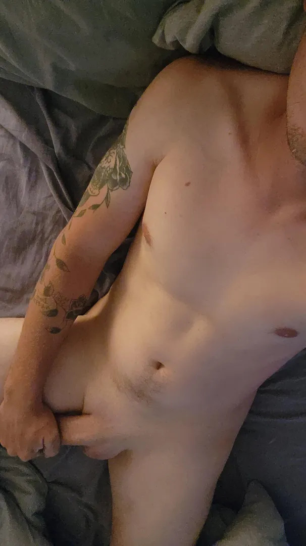 Anyone under 35 in Armadale looking? posted by AcrobaticDriver8791