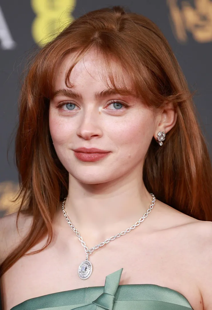 Anyone Wanna chat about her? posted by Potential-Club7756