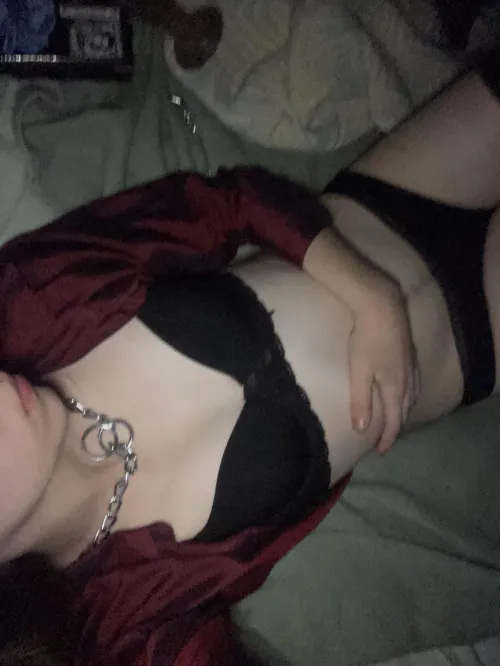 anyone wanna degrade me on video rn by lilly_the_bored