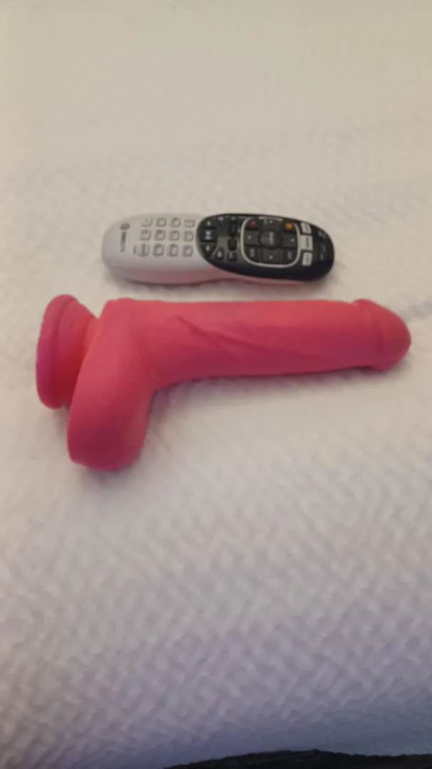 Anyone wanna wanna watch porn and me ride this? posted by chubster45