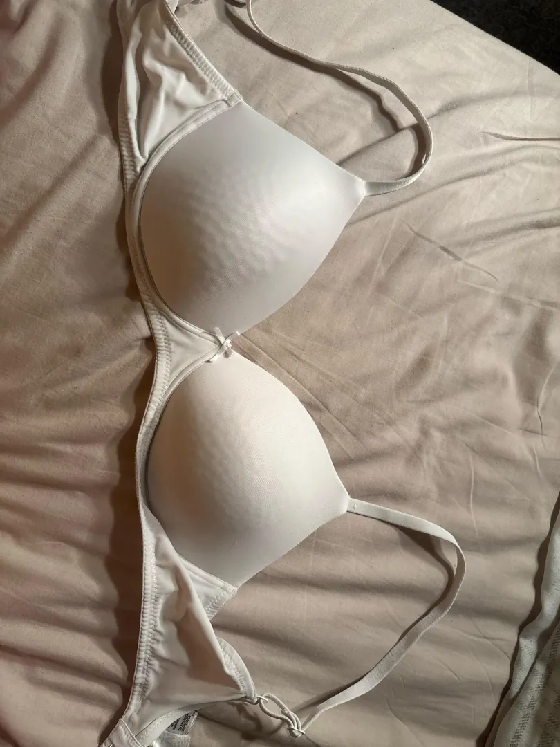 Anyone want it? F28 but wore this when I was younger posted by DramaQueen163616