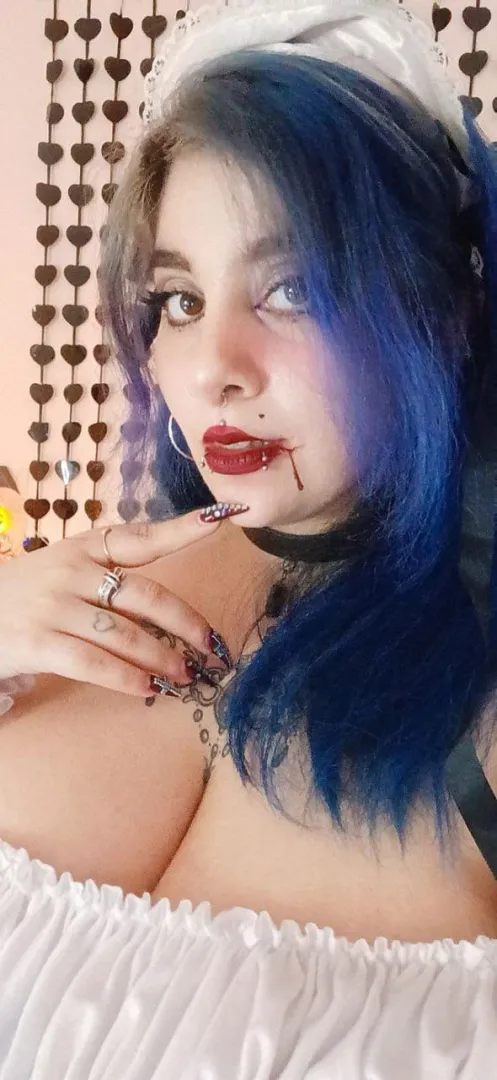 Anyone who can handle my hotness? posted by FlirtyFairy_Fox