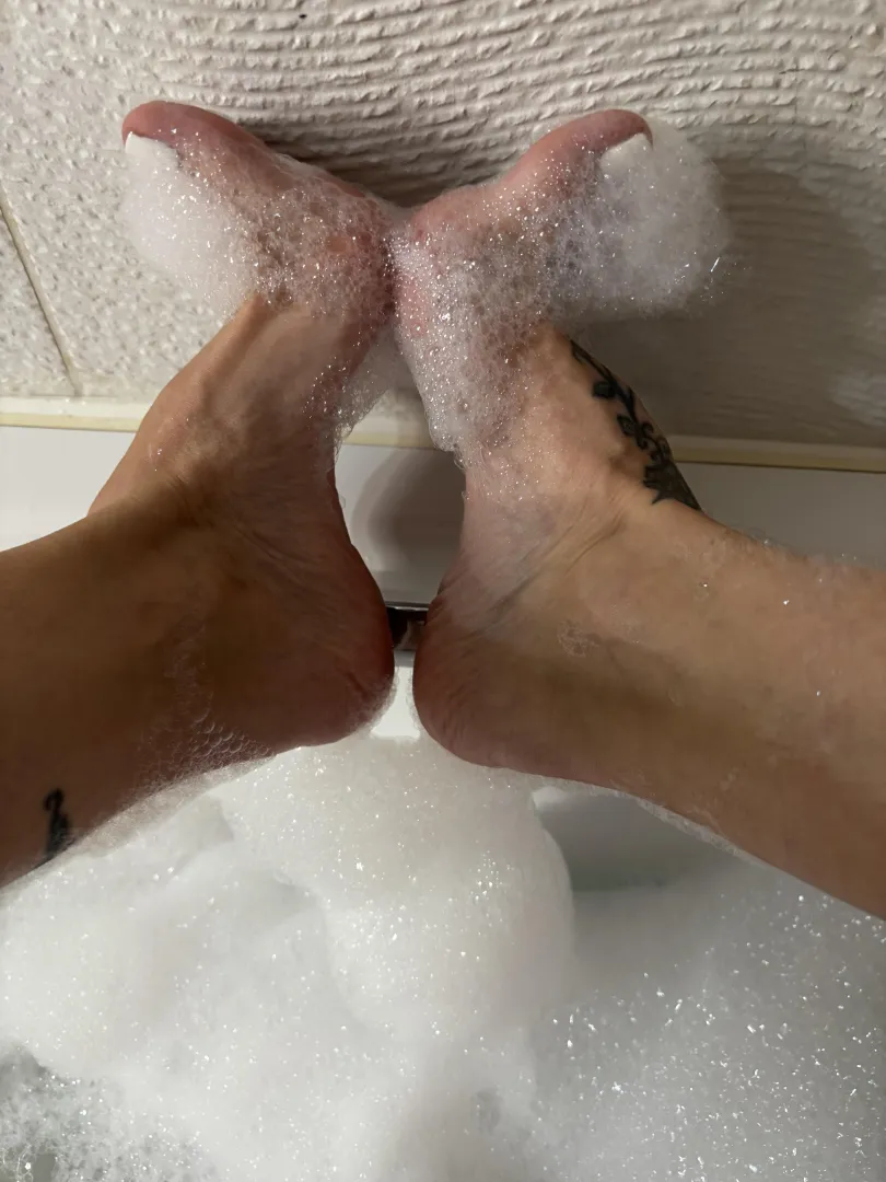 Arched to perfection  posted by WittyKangaroo677