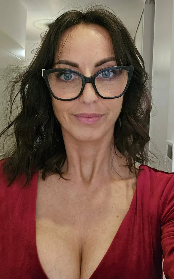 Are older woman just like me attractive to you ? ❤️ posted by Glittering-Storm-651