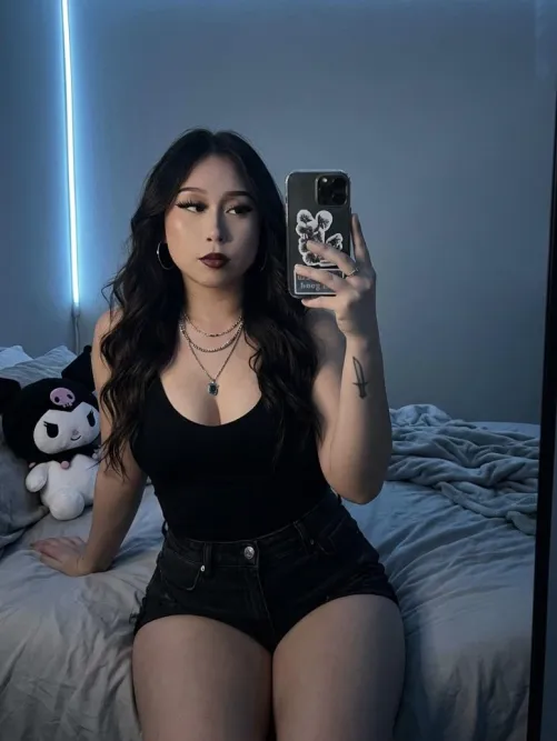 are u into geeky asian goth girls by lewdgf