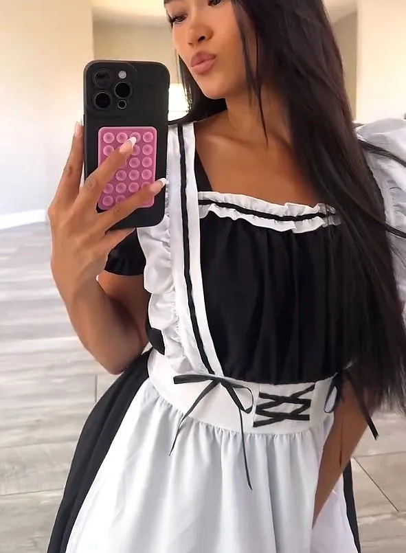 are u into sexy asian maids? posted by sunshinemaidxo