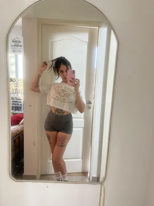 Are you a lonely gentleman looking for attention? My weekly gfe includes Sexting with photos and videos let me pamper you by South-Obligation-486