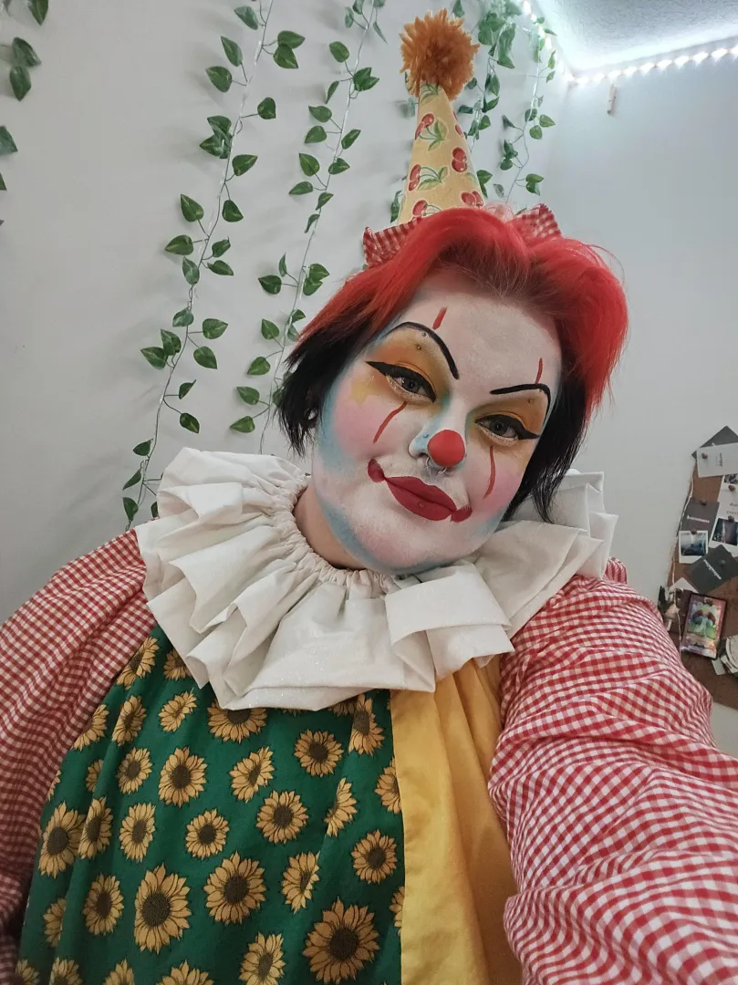 Are you entertained yet? posted by cultclassiccutie