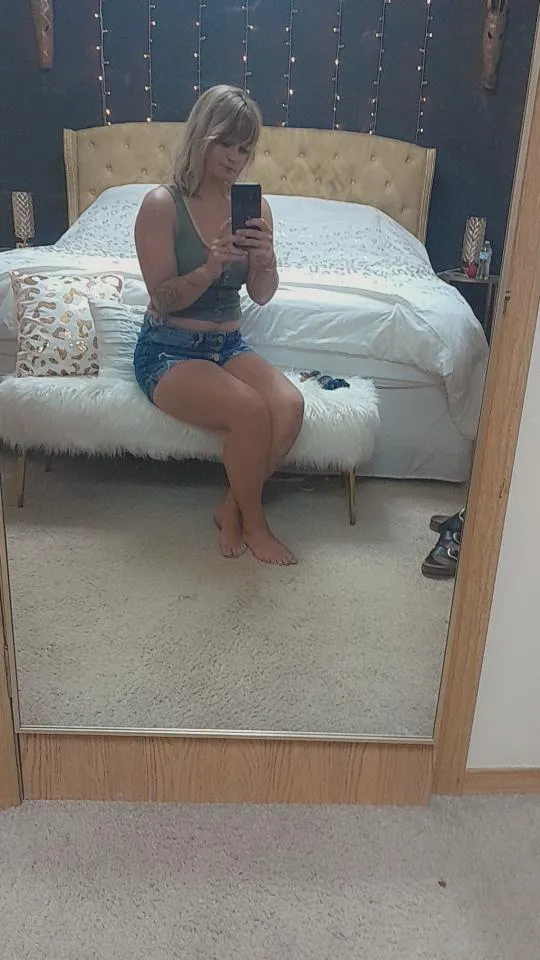 Are you going to fuck all my holes, baby posted by MissTaylorLaurenxo