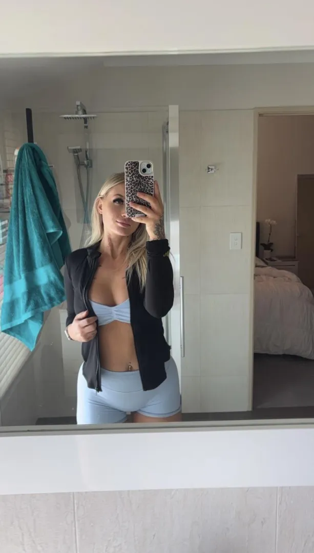 are you into gym girls? posted by joipup1