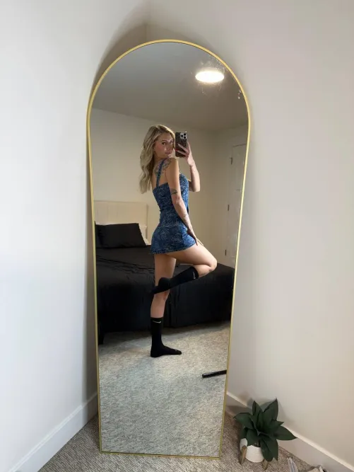 Are you into small naughty country girls like me? by aria_adams