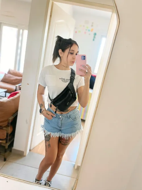 Are you looking for a sexy and fun real girlfriend? Attention and a real connection? My weekly gfe is on sale and includes Sexting with photos and videos by South-Obligation-486