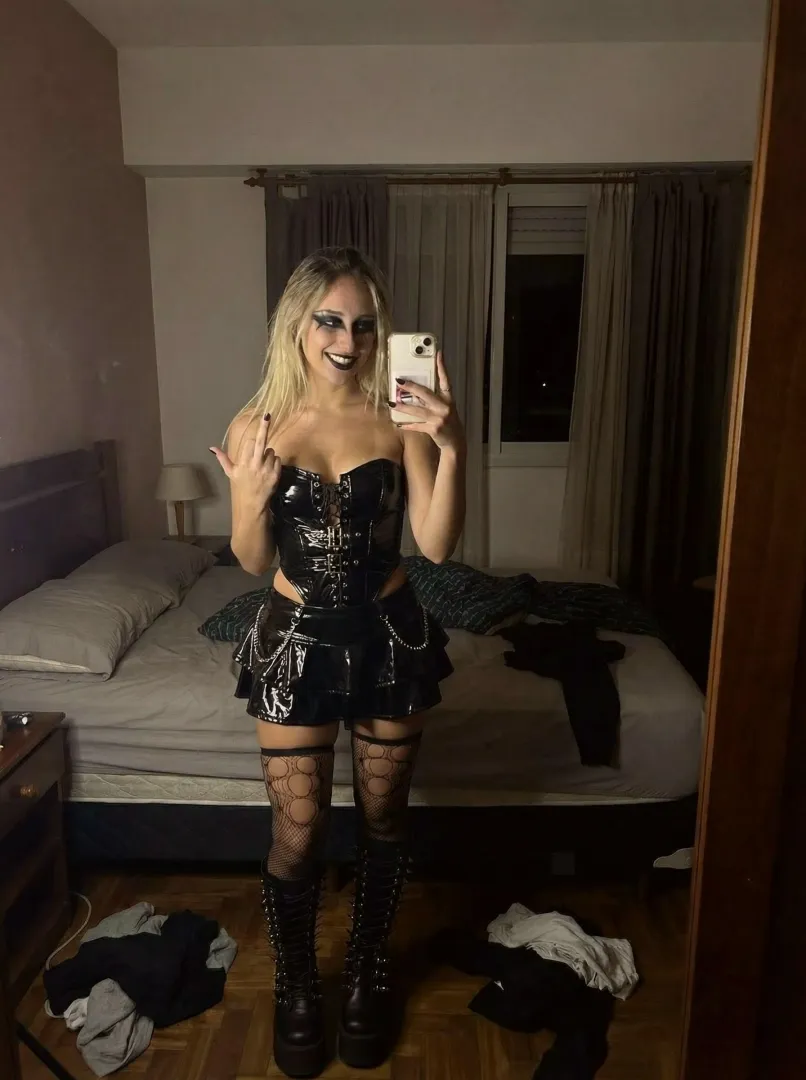 Are you ready for the surprise? posted by PinkPetalDazzle