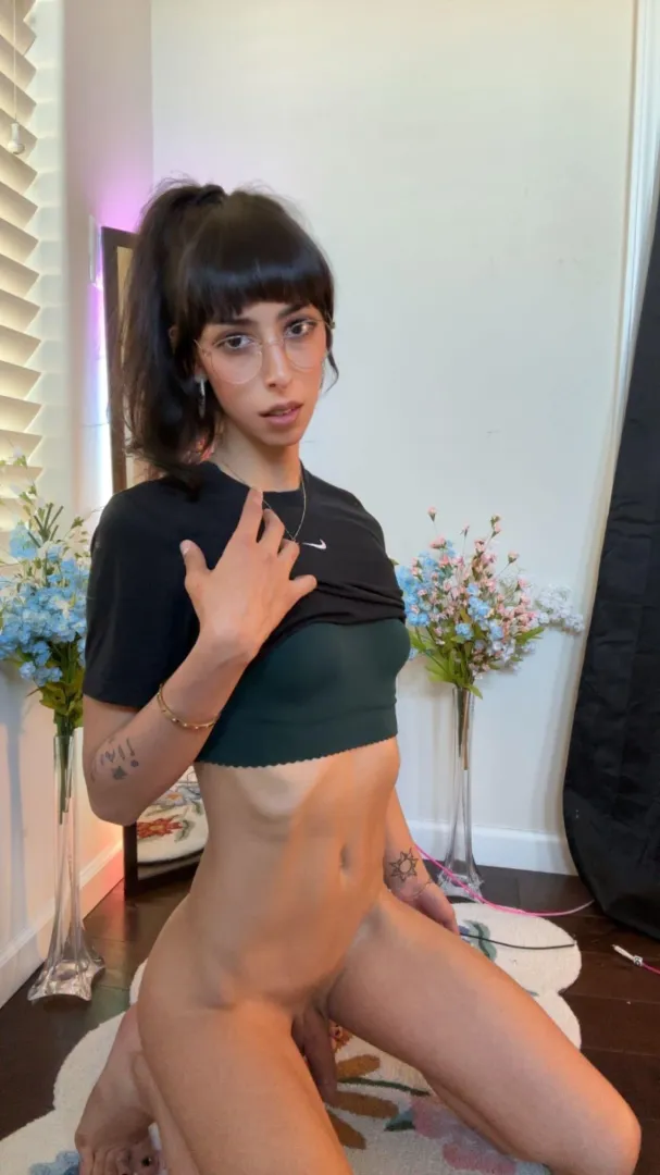 Are you up for going down on me? posted by dawnrivera