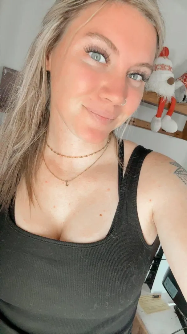 Are you willing to do bad things with me? posted by SweetEchloXO