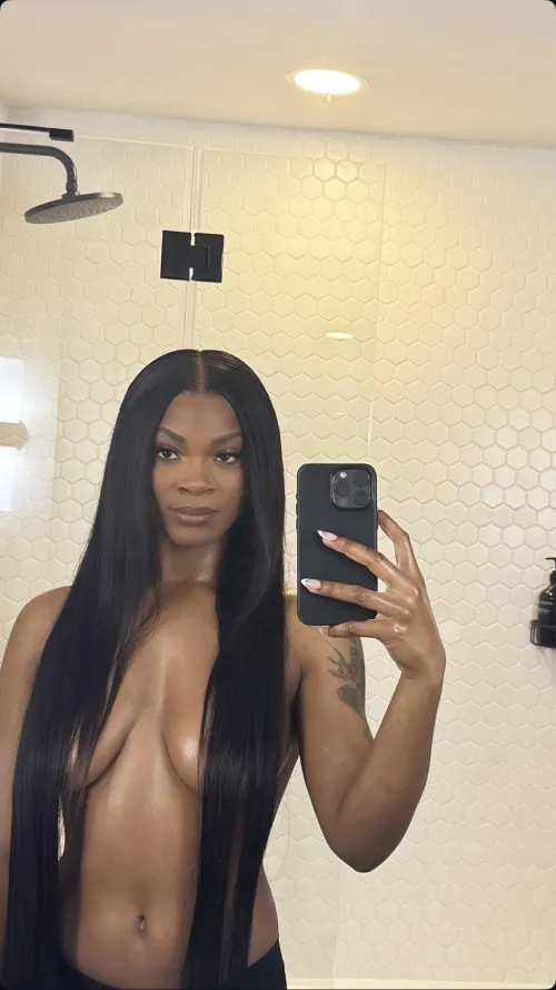 Ari Lennox by filthmongerer413