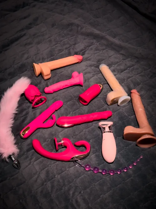 Around 20% of my collection. Mostly TheBadPeach by Angelfromheavenn_