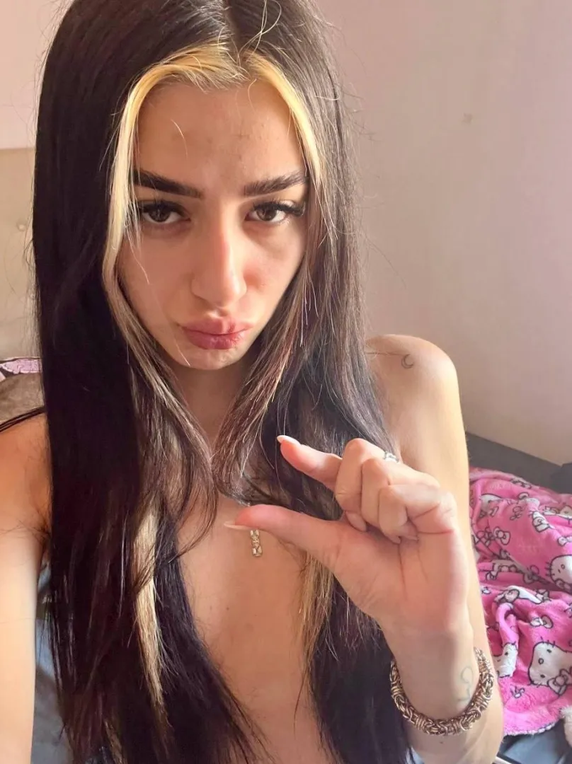 arrow up and say 'me' to recieve a task in ur dms posted by Ok-Soft-2065