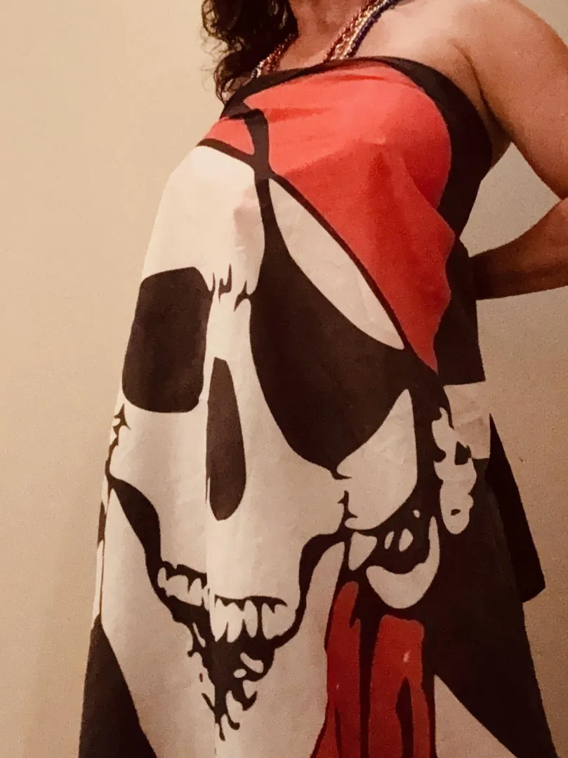 Arrrrrrr me need some help finding me booty… posted by Queenofscissoring