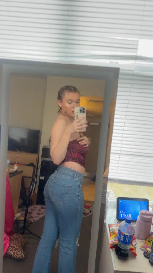 ass is all for your eyes by britneybelmont