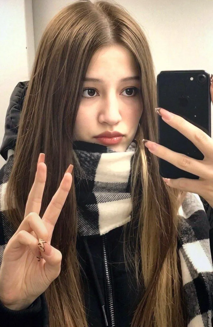 Ass up Sofii posted by One_Run_4920