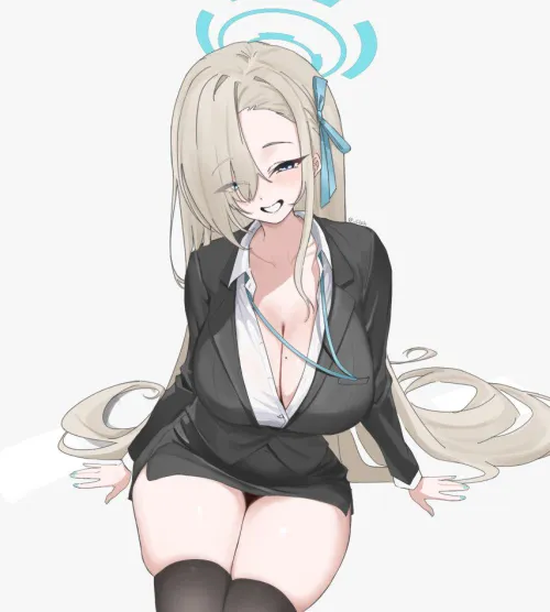 Asuna Ichinose [Blue Archive] by WoolsonDaSheep