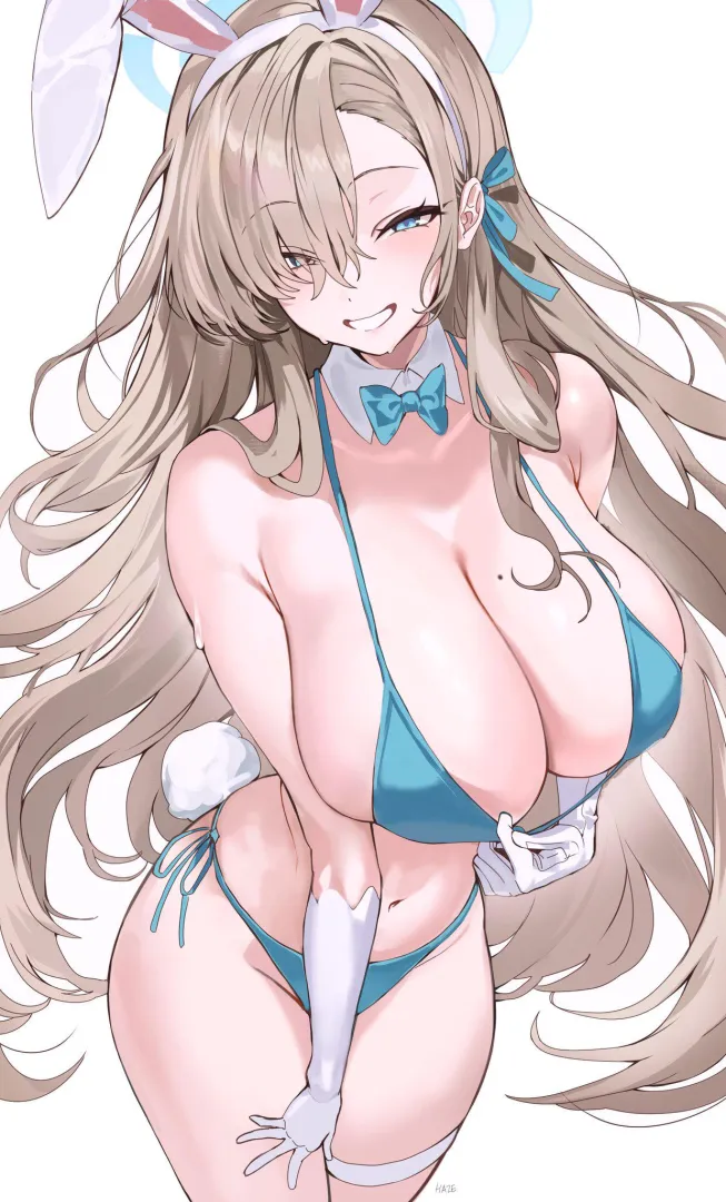 Asuna's bikini is too small for her posted by Terran117
