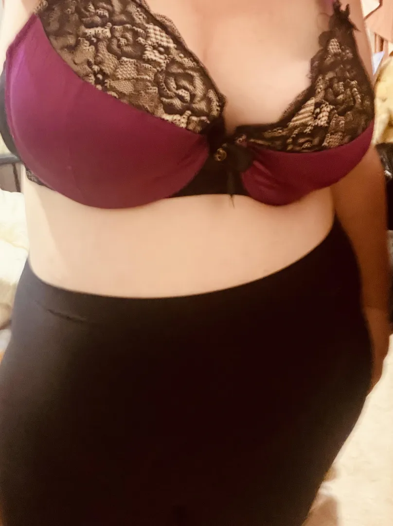 At 40, I’ve been discovering myself and finally liking to showing off these thick thighs.. Happy Thick Thursday.. (FM)  posted by Appropriate-Box8525