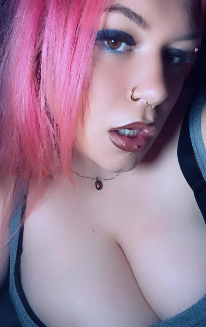 At least I provide foreplay and aftercare whenever I financially and psychologically fuck you. posted by pinkillusionx