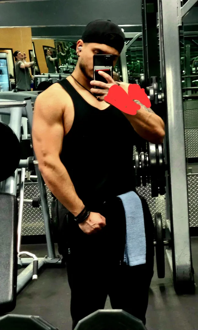 Aurora/Denver posted by thicck-eggplant