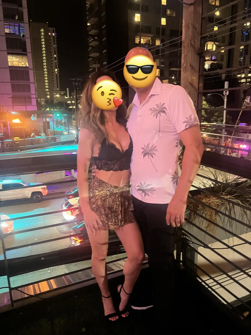 Austin Area Couple posted by fisher8585