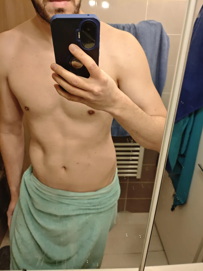 Avis sur moi posted by Savannah_Erik